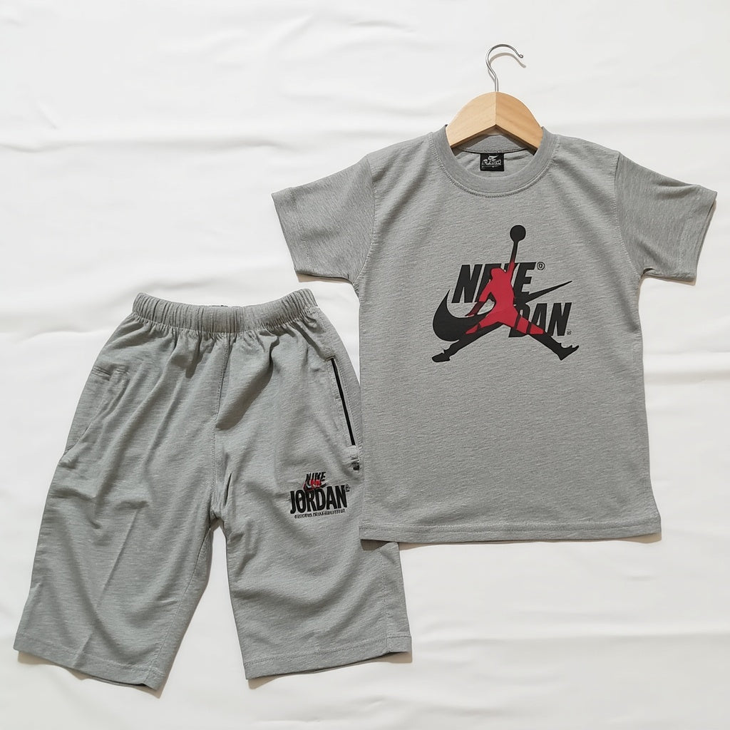 Grey Kids' Tracksuit in soft T-shirt and matching short - Weariums